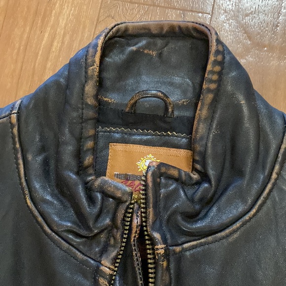 Moving Sale❗️ The Territory Ahead Vintage Wash Leather Jacket: Accepting Offers - Picture 2 of 16